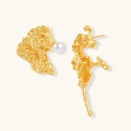 Coral Reef Asymmetrical Studs with sculptural gold texture and freshwater pearl | Olaty