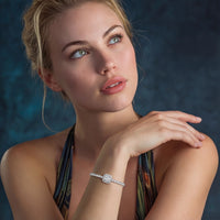 Moissanite Spark Luxe Center Tennis Bracelet | Olaty