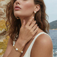 Pearl Embrace Studs | Olaty