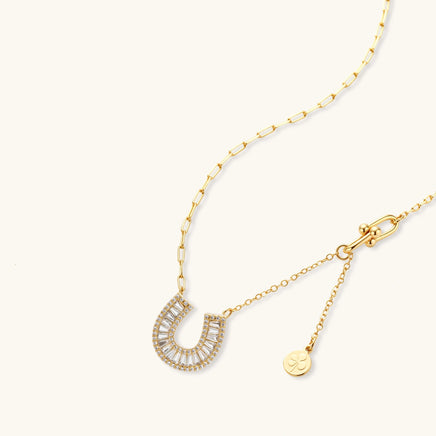 Gold horseshoe crystal pendant necklace with adjustable chain | Olaty