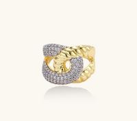 Product video showcasing Sculpted Chain Link Statement Ring with bold interlocking chain-inspired links and a polished sculptural gold-tone finish | Olaty