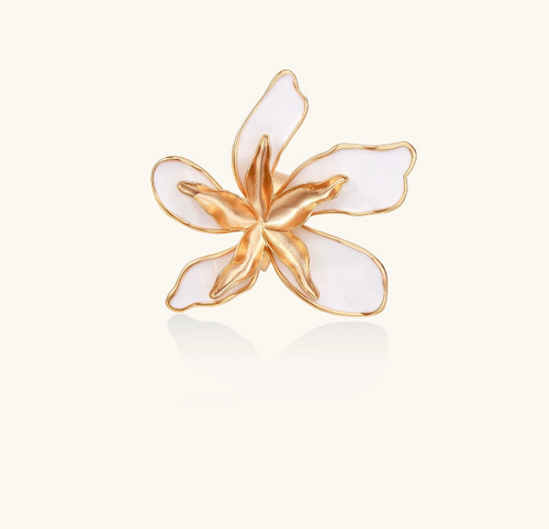 Product video showcasing Lily Bloom Sculptural Statement Ring with an elegant lily-inspired floral form and sculptural gold-tone details | Olaty