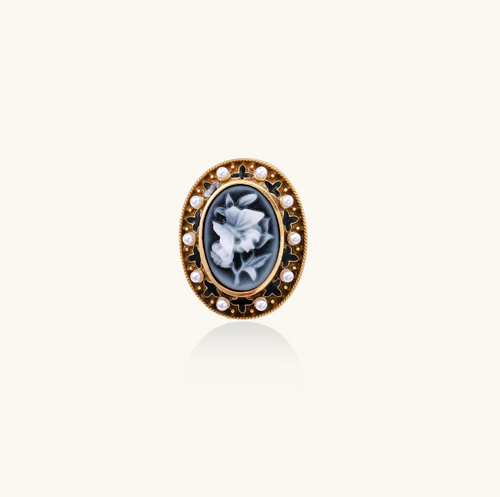 Product video showcasing Victorian Rose Cameo Statement Ring with an ornate rose cameo centerpiece and sculptural vintage-inspired gold-tone setting | Olaty